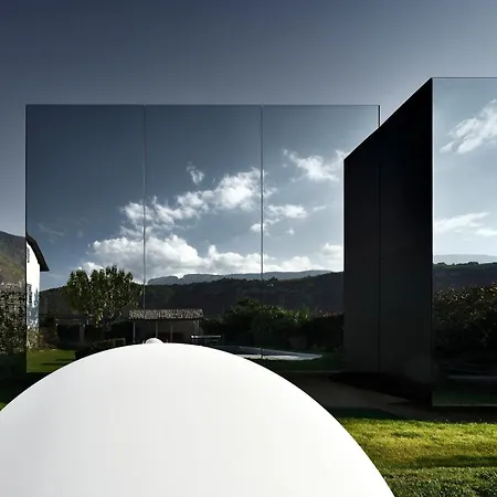 Mirror Bolzano